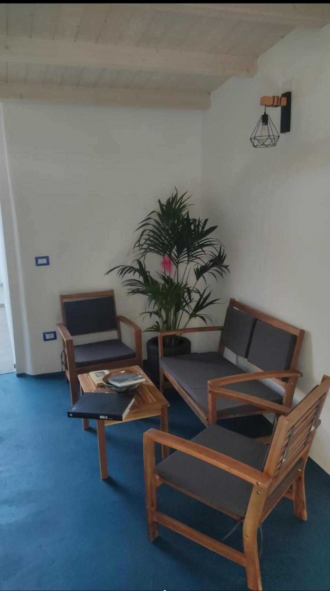 La Casetta Guest House Ористано Екстериор снимка